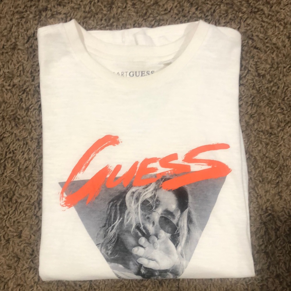 Guess men’s teeshirt